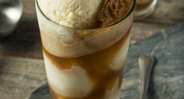 CLASSIC ICE CREAM FLOAT